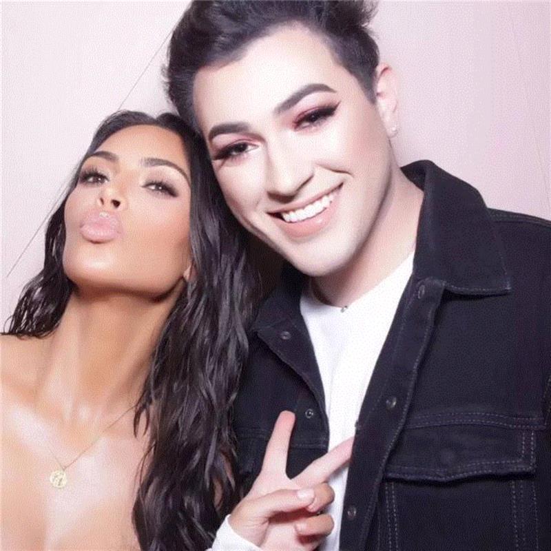 《花花公子》的封面女郎 | kim kardashian,花花公子,封面女郎,kim,kardashian,回复,陶艺,琅沐创意年代,陶瓷,中国风,人体艺术