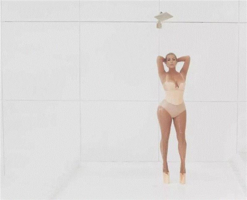 《花花公子》的封面女郎 | kim kardashian,花花公子,封面女郎,kim,kardashian,回复,陶艺,琅沐创意年代,陶瓷,中国风,人体艺术