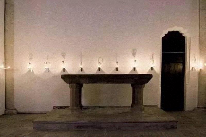 ARTIST | CHRISTIAN BOLTANSKI,ARTIST,BOLTANSKI],死亡,Boltanski,照片,屠杀,山路,博尔坦斯基,Christian,犹太人