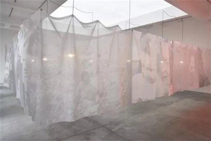 La traversée de la vie, 2015,ARTIST | CHRISTIAN BOLTANSKI,ARTIST,BOLTANSKI],死亡,Boltanski,照片,屠杀,山路,博尔坦斯基,Christian,犹太人