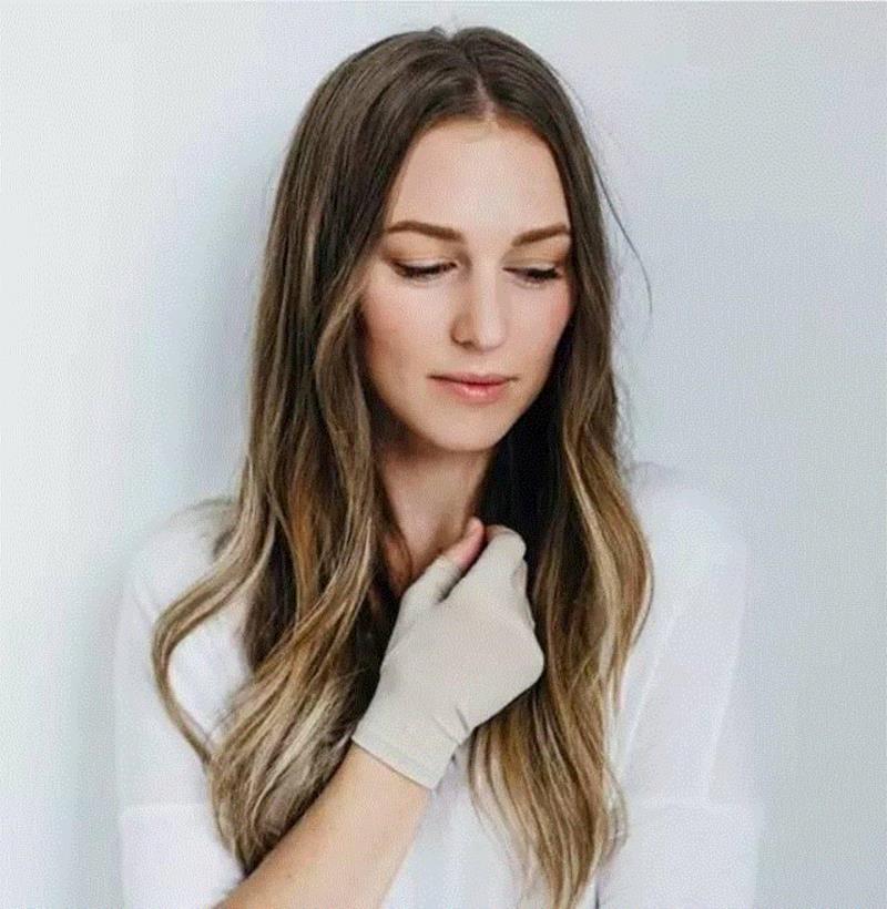 每天都在涂护手霜，却还是觉得双手很干燥，细纹越来越多？,你的皱纹是睡出来的！这个美容眼罩和枕套能拯救你,美容,眼罩,枕套,皱纹,离子,iluminage,材质,铜离子,保养,肌肤