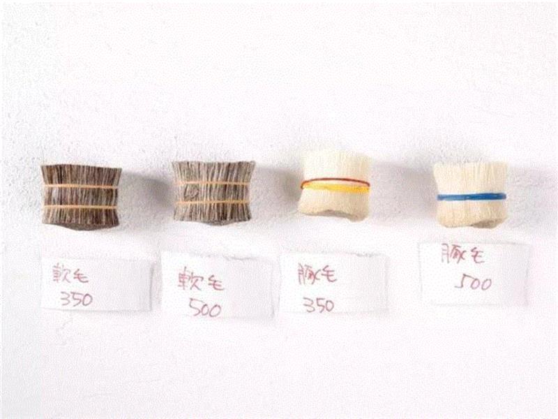 植毛前将动物毛按比例混合,马毛、山羊毛、獾毛做成的牙刷，畅销日本100多年,牙刷,日本,马毛,山羊,动物,惠百施,牙齿,牙龈,牙膏,特惠