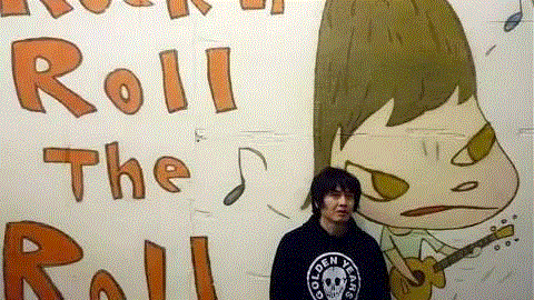 他用极度孤独、悲观的「怪小孩」，治愈了全世界的成人,小孩,悲观,治愈,成人,奈良美智,小女孩,大头娃娃,私房,叛逆,日本