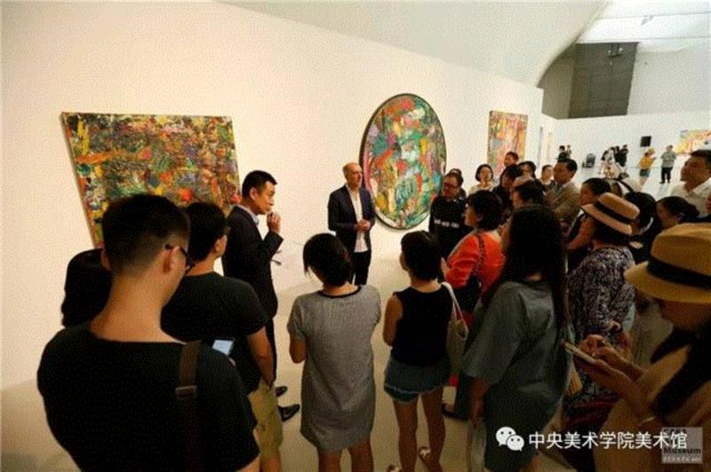 吉莲?艾尔斯——“有理想的叛逆者”，用作品传达抽象艺术的生机盎然 | CAFAM展览,艾尔斯,理想,叛逆,抽象艺术,生机,CAFAM,绘画,颜料,女性,canvas
