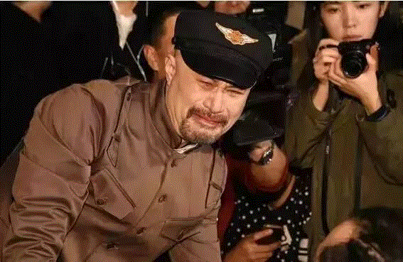 大护法“主演”徐锦江，不只是三级片教父,徐锦江,护法,主演,教父,广州美术学院,关山月,投稿,铺子,抑郁症,青铜