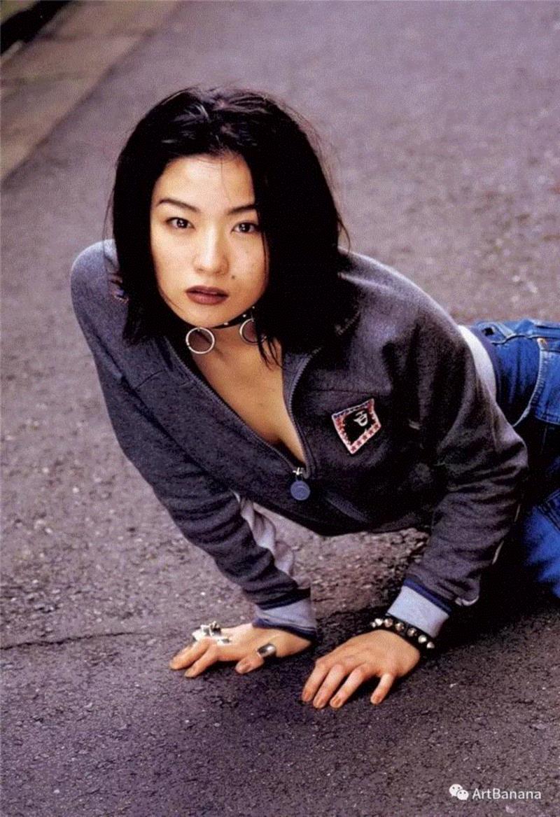 摄影大师荒木经惟镜头里的日本女星,荒木经惟,日本,摄影大师,女星,SYOKOMizuhara,ArtBanana,Kirishima,Sugisaki,摄影家,摄影集