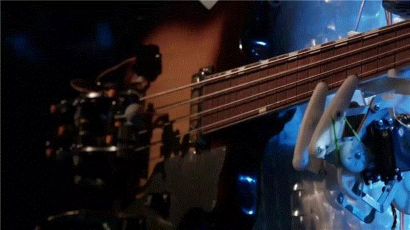 日本新媒体“老司机”告诉你钢琴是可以像车一样开的,钢琴,日本新,媒体,司机,TASKO,日本,东京,明和电机,TOYOTA,深圳