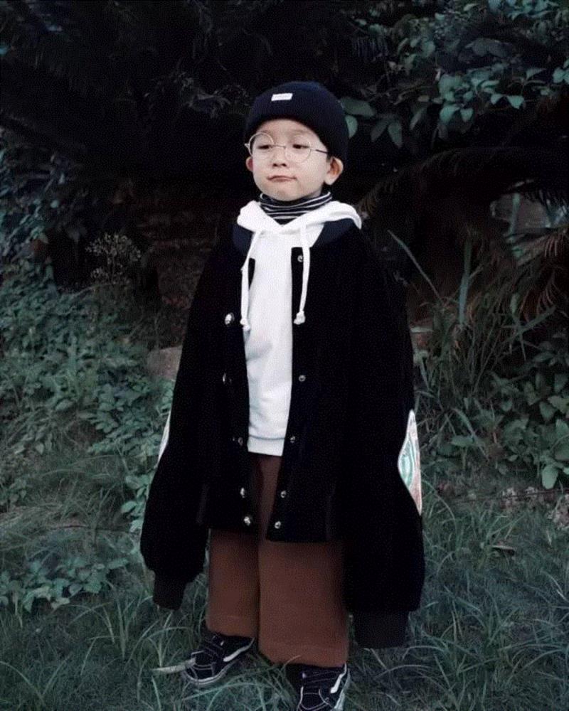 乡下奶奶亲手缝衣服，把5岁孙子变成国际潮人,奶奶,衣服,孙子,yoyo,爸爸,妈妈,时尚,照片,杭州,潮流