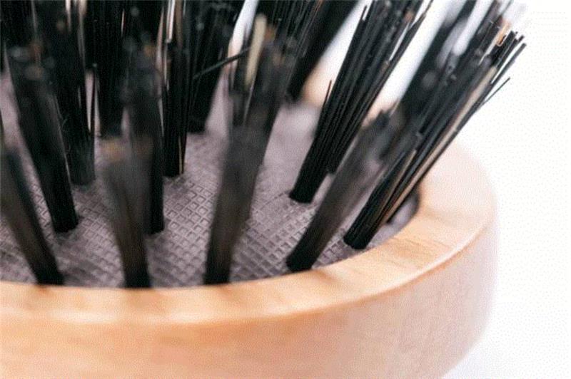 脱发、毛躁、爱出油？用对梳子，比发型师打理好看10倍