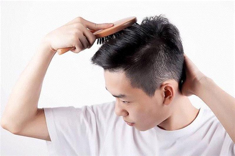 脱发、毛躁、爱出油？用对梳子，比发型师打理好看10倍
