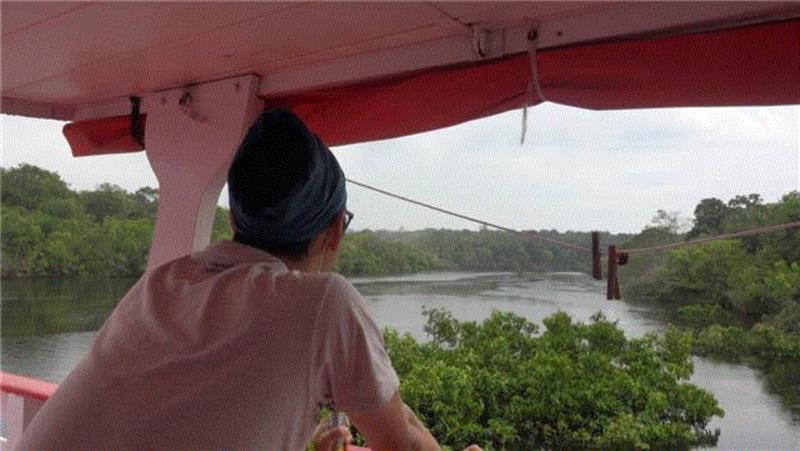 他收集了数百种稀奇古怪的声音，把城市中的喧闹都变成美好的音乐