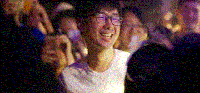 他收集了数百种稀奇古怪的声音，把城市中的喧闹都变成美好的音乐