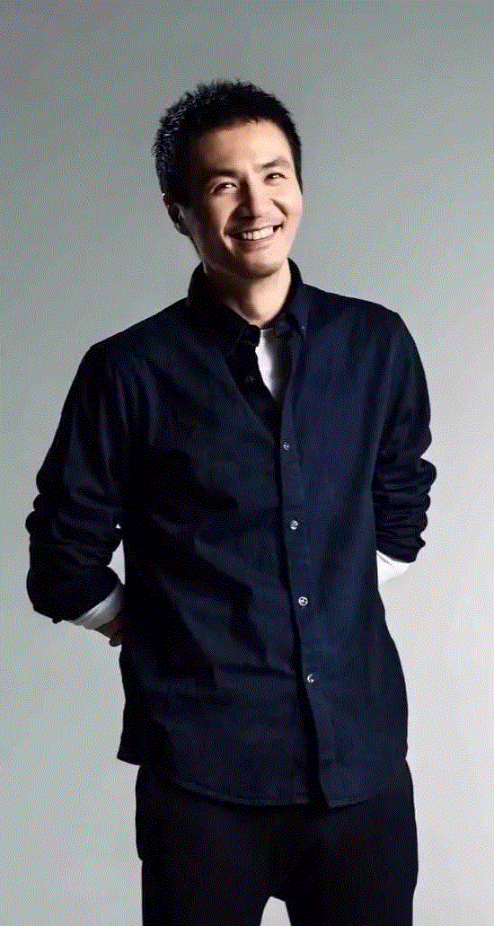 朴树：历尽千帆终不悔，归来白衣作少年。