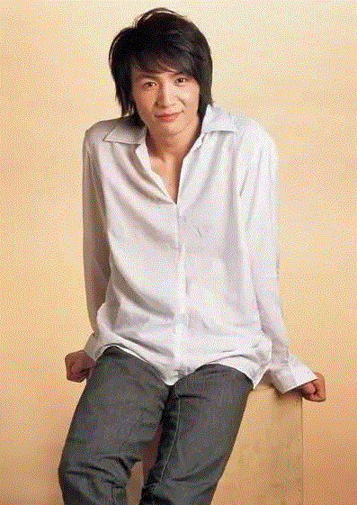 朴树：历尽千帆终不悔，归来白衣作少年。