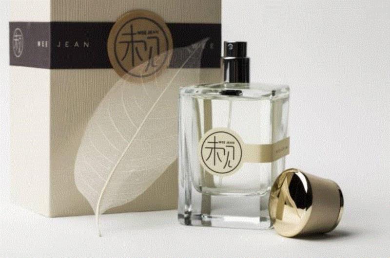 朴树：历尽千帆终不悔，归来白衣作少年。