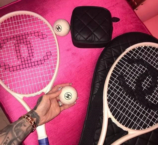 香奈儿的回旋镖、爱马仕的垃圾桶、Prada的回形针，这些时尚大牌到底在干什么？！