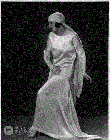 她是希特勒心中最完美的德国女人，却因此入狱4年被世人唾骂70年 ,摄影师,纳粹,纪录片,电影,德国,希特勒,莱妮·里芬斯塔尔