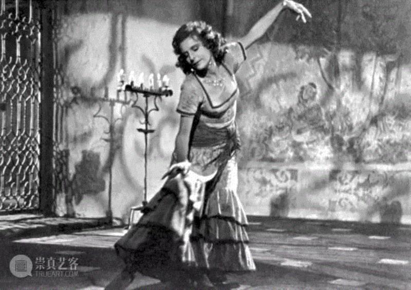 她是希特勒心中最完美的德国女人，却因此入狱4年被世人唾骂70年 ,摄影师,纳粹,纪录片,电影,德国,希特勒,莱妮·里芬斯塔尔