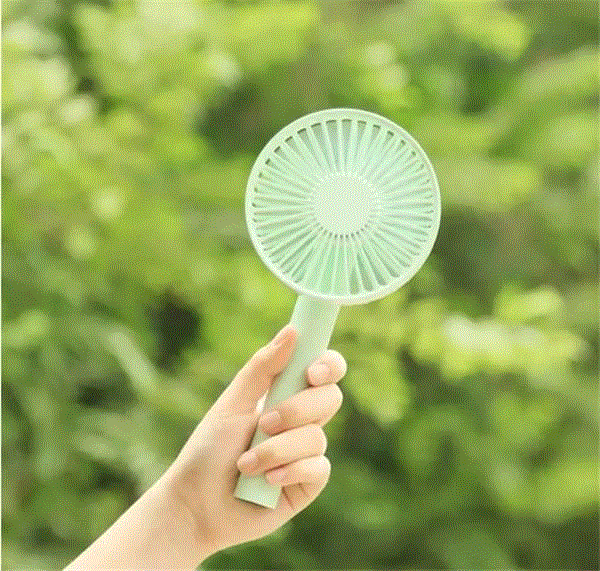 城里人吹空调，乡下人才吹风扇？这些高颜值的风扇，啪啪啪打脸