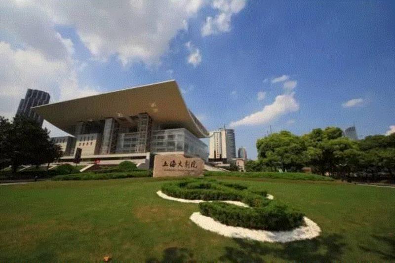 「阿依达」海报出炉 ，如何“心机”地展现“好莱坞黄金时代的镜头”