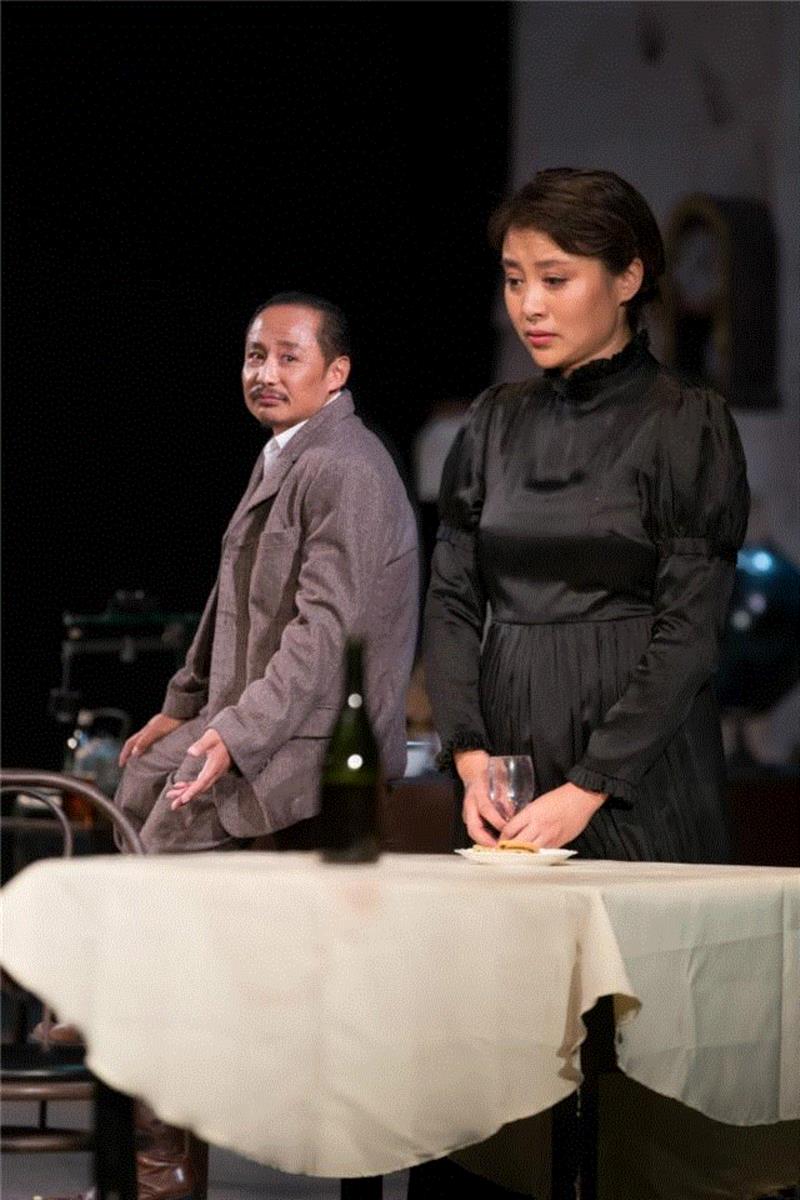 契诃夫经典话剧 上海话剧艺术中心重新演绎 | 《万尼亚舅舅》10.5~10.8@北京