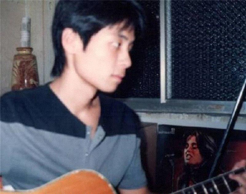 王杰告别歌坛：曾经不懂他的歌，听懂已是伤心人……