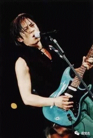 王杰告别歌坛：曾经不懂他的歌，听懂已是伤心人……