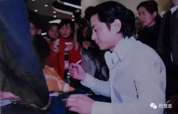 王杰告别歌坛：曾经不懂他的歌，听懂已是伤心人……