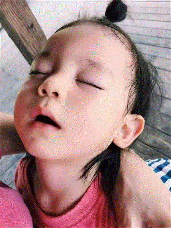 【治愈系】长这么可爱一定是男孩纸！