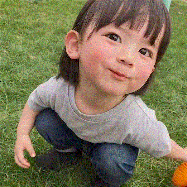 【治愈系】长这么可爱一定是男孩纸！