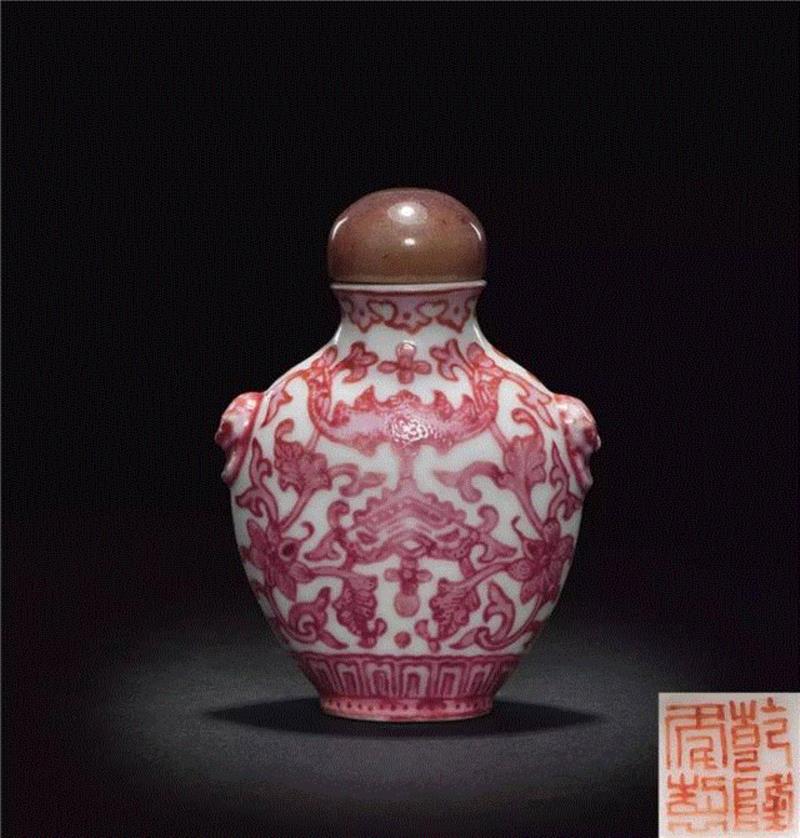 【嘉德春拍】掌中有乾坤——瓷质烟壶珍赏