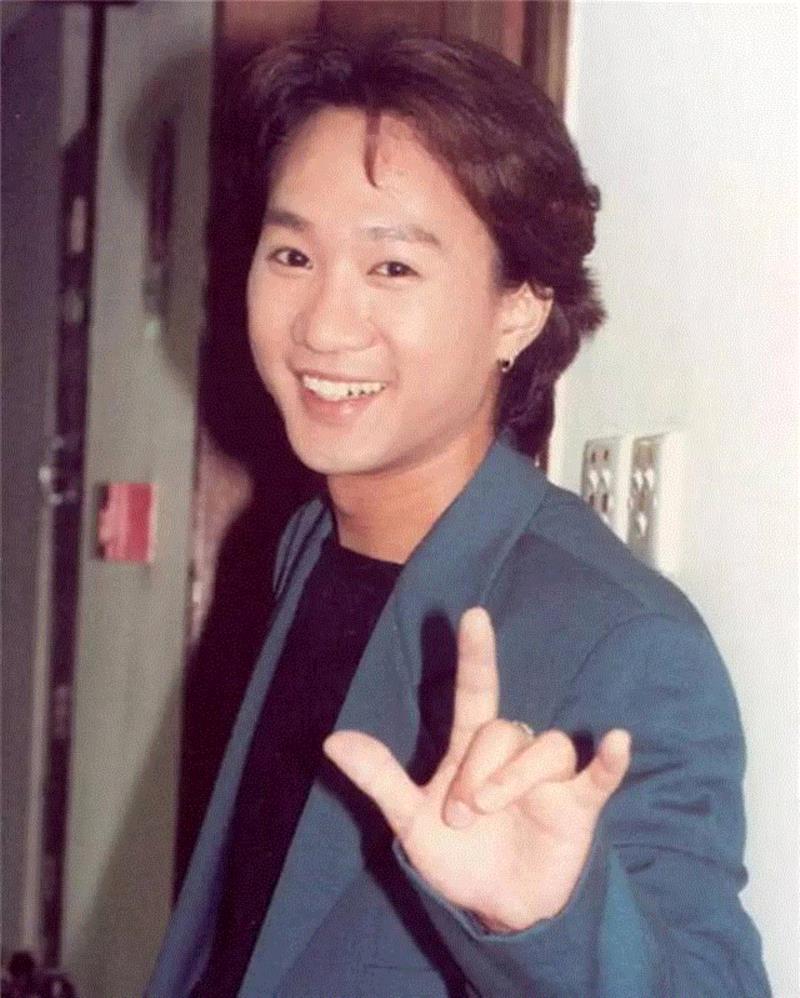 专辑 ▎天堂纵有千万曲，人间再无黄家驹