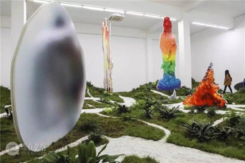 徐震：对我来说当然要制造景观,徐震,政治