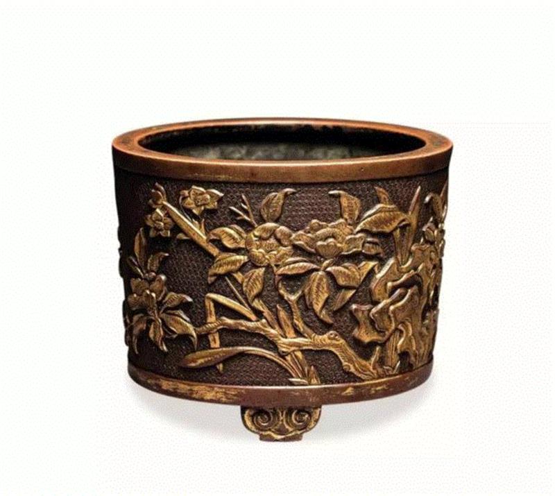 【嘉德春拍】旋暖话炉——案上云烟铜炉精品导览