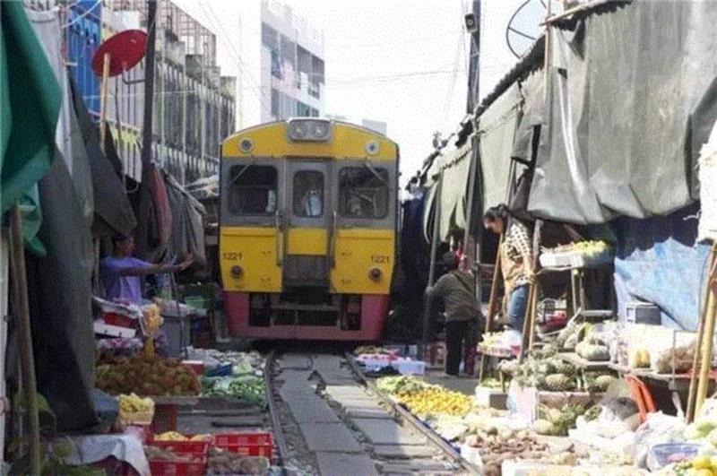 【女司机的噩梦】世界上最恐怖的14条公路，中国竟上榜两条