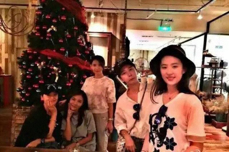 人物 ▎《欢乐颂》小包总已婚,完美妻子和“王柏川”是同学