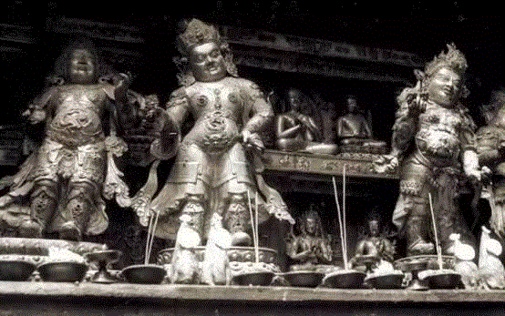 从保利春拍的三尊（组）丹萨替寺风格造像谈起