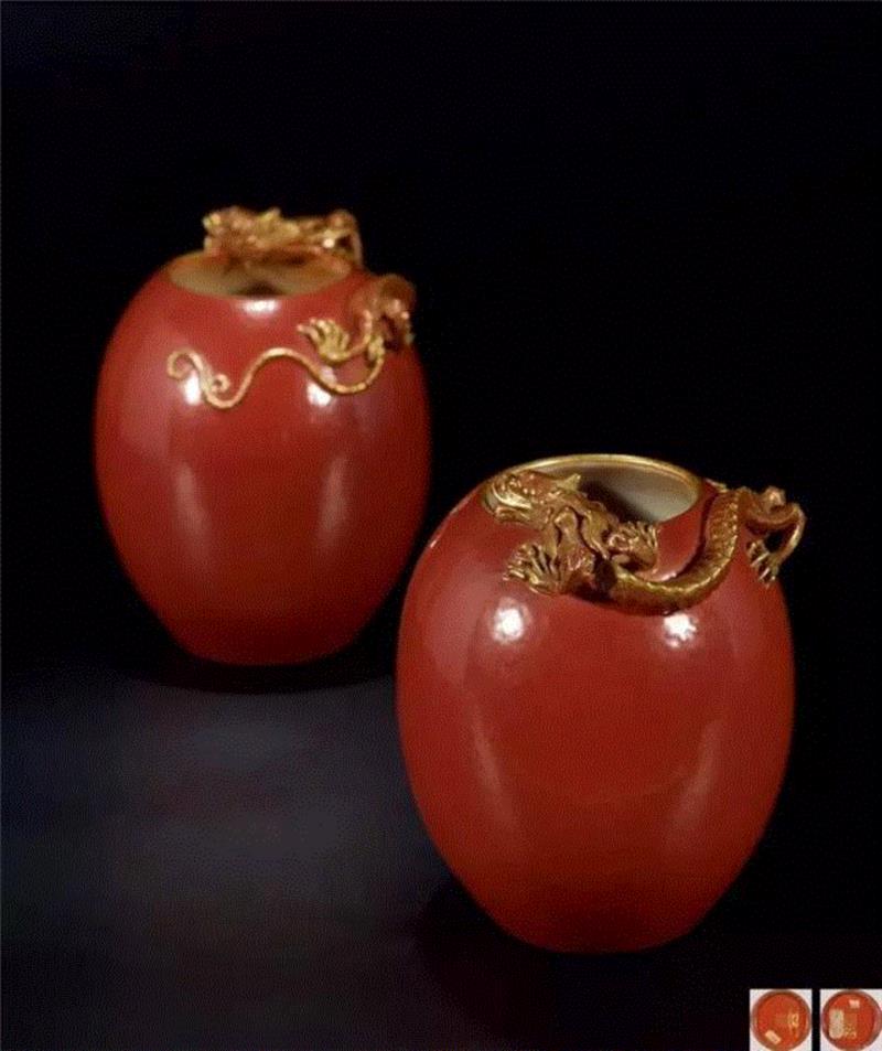 春拍预览｜珊瑚红釉洒金堆龙罐一对