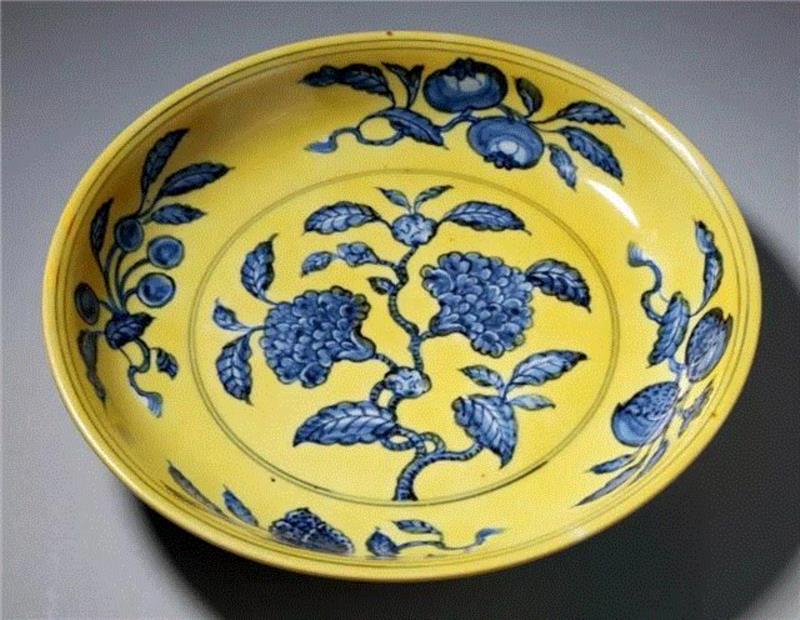 大明·格古——明代御窑青花名瓷及漆器选萃