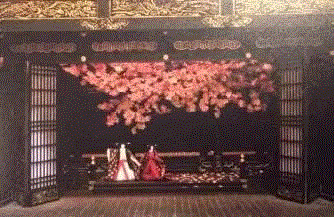 新瓶装盛的麦克白夫人和她的倒霉夫君