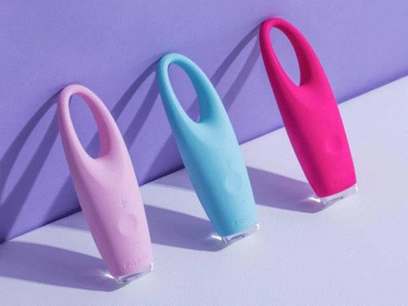 小身材扭一扭，抚平眼角细纹全靠它