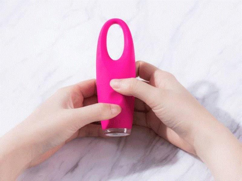 小身材扭一扭，抚平眼角细纹全靠它