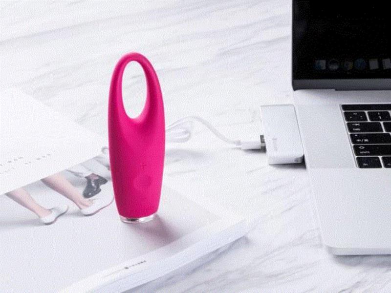 小身材扭一扭，抚平眼角细纹全靠它