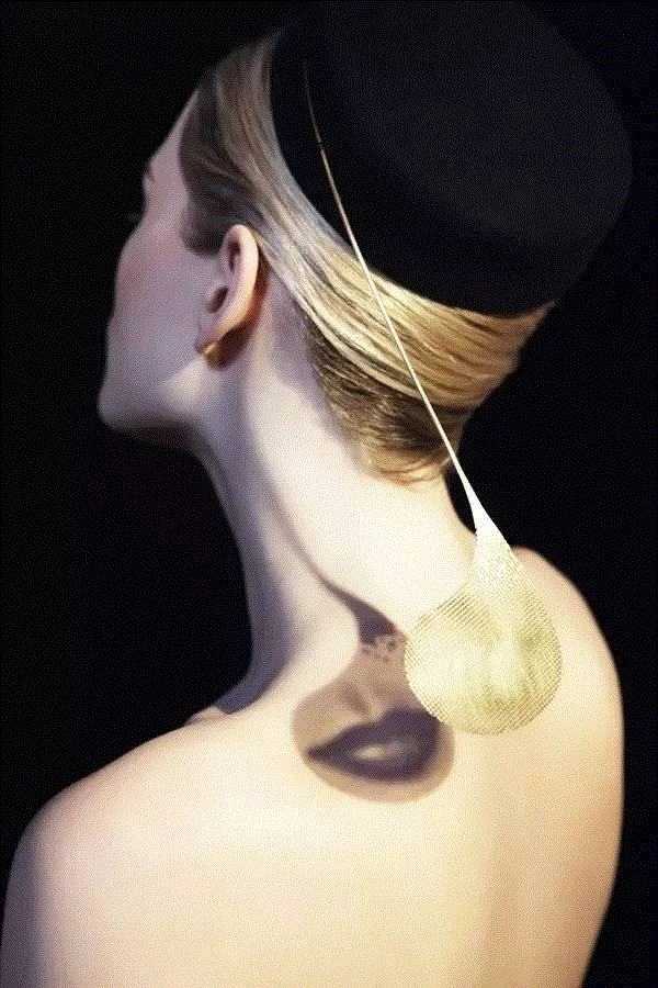 Fashion｜你的造型离high fashion，也许只差一顶帽子