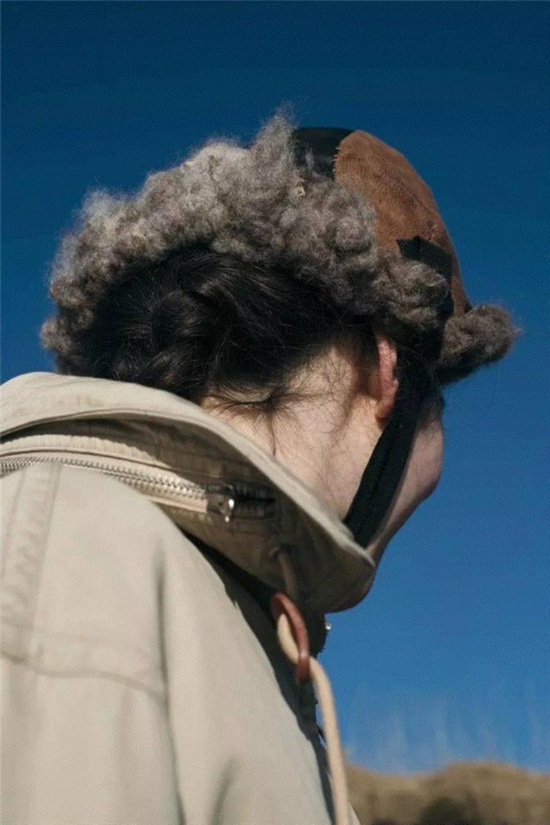 Fashion｜你的造型离high fashion，也许只差一顶帽子