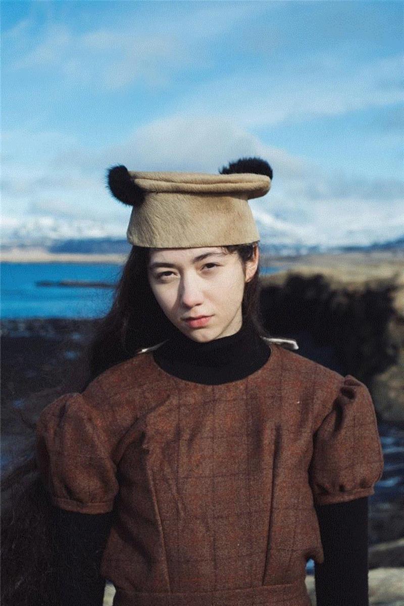 Fashion｜你的造型离high fashion，也许只差一顶帽子
