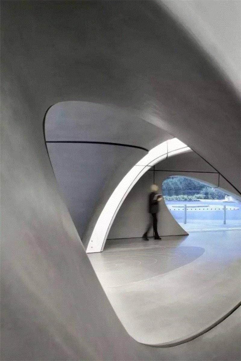 不朽的流线  |  建筑师 Zaha Hadid 作品