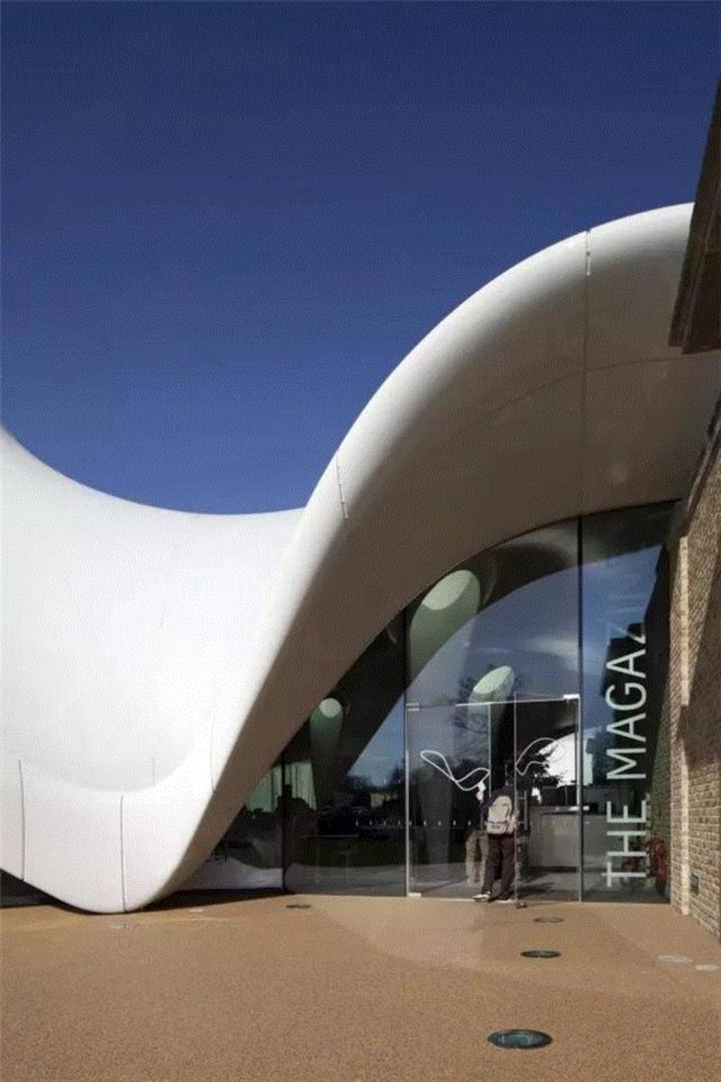 不朽的流线  |  建筑师 Zaha Hadid 作品