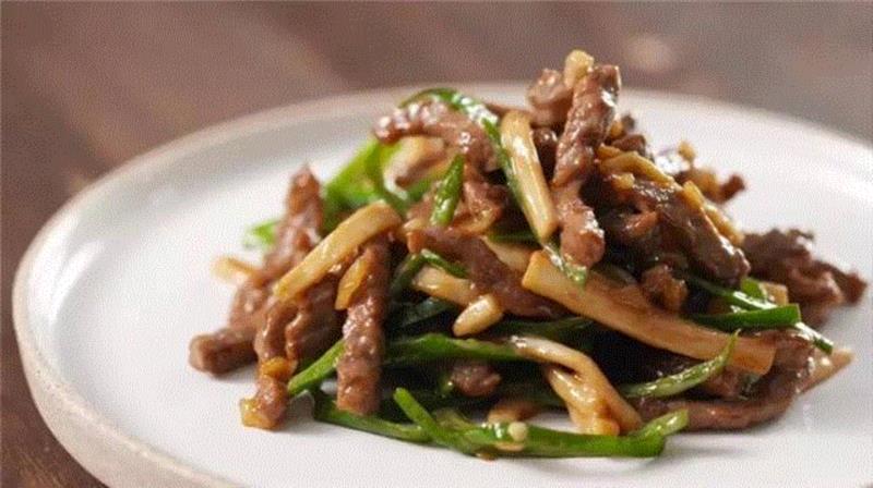 肉丝、鱼片,炒得鲜嫩的诀窍