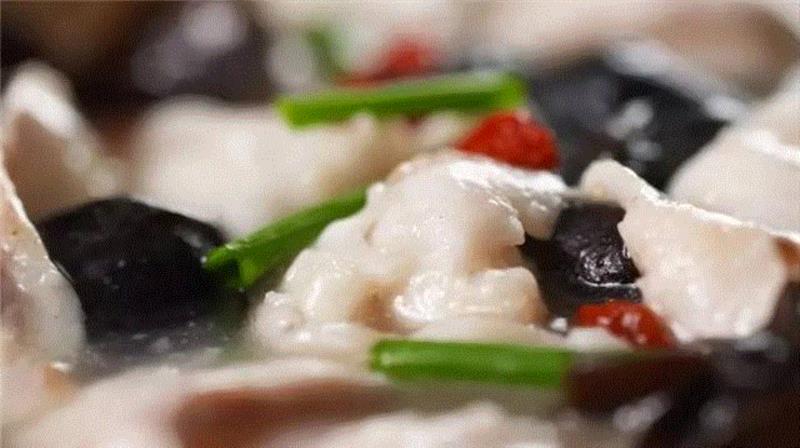 肉丝、鱼片,炒得鲜嫩的诀窍